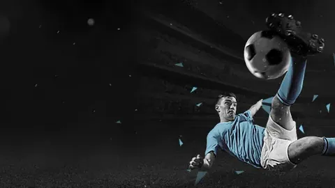 【创新驱动转型，深化改革新里程：数字融合助力工业现代化飞跃】